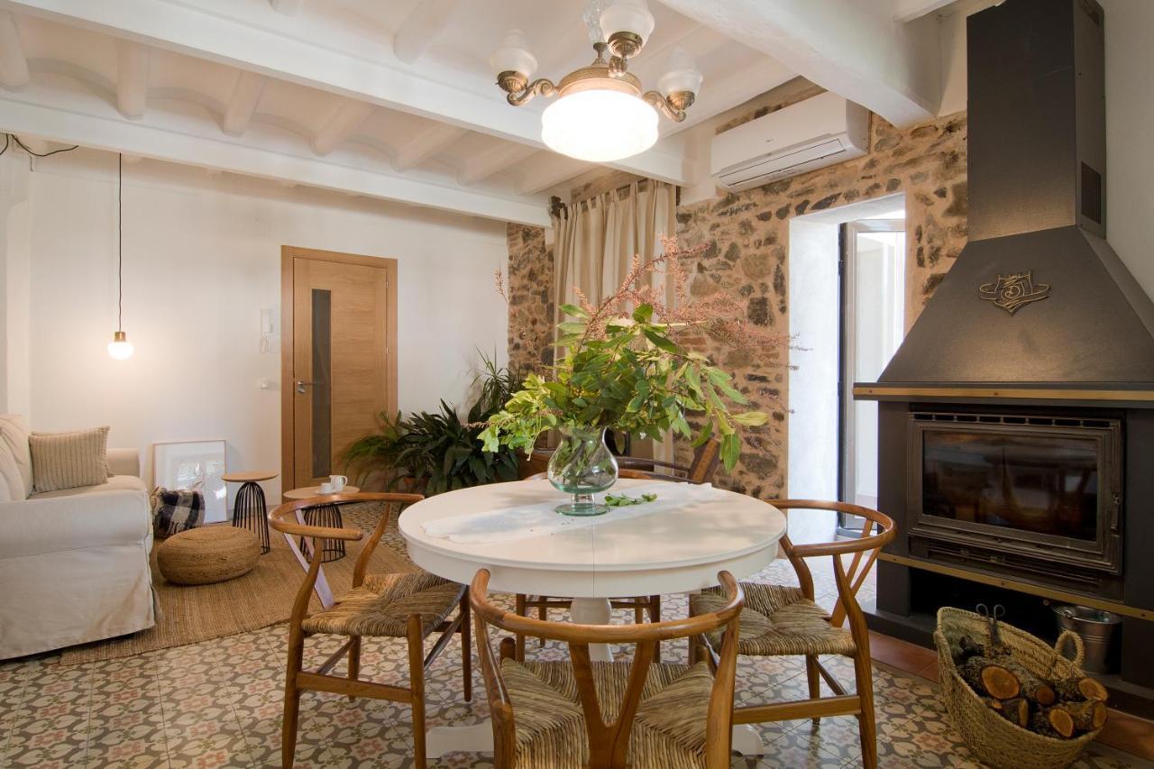 L'Hostatgeria Del Celler Apartment Porrera Bagian luar foto