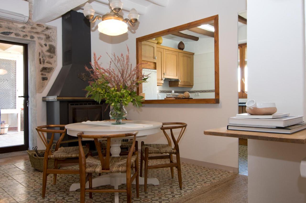 L'Hostatgeria Del Celler Apartment Porrera Bagian luar foto
