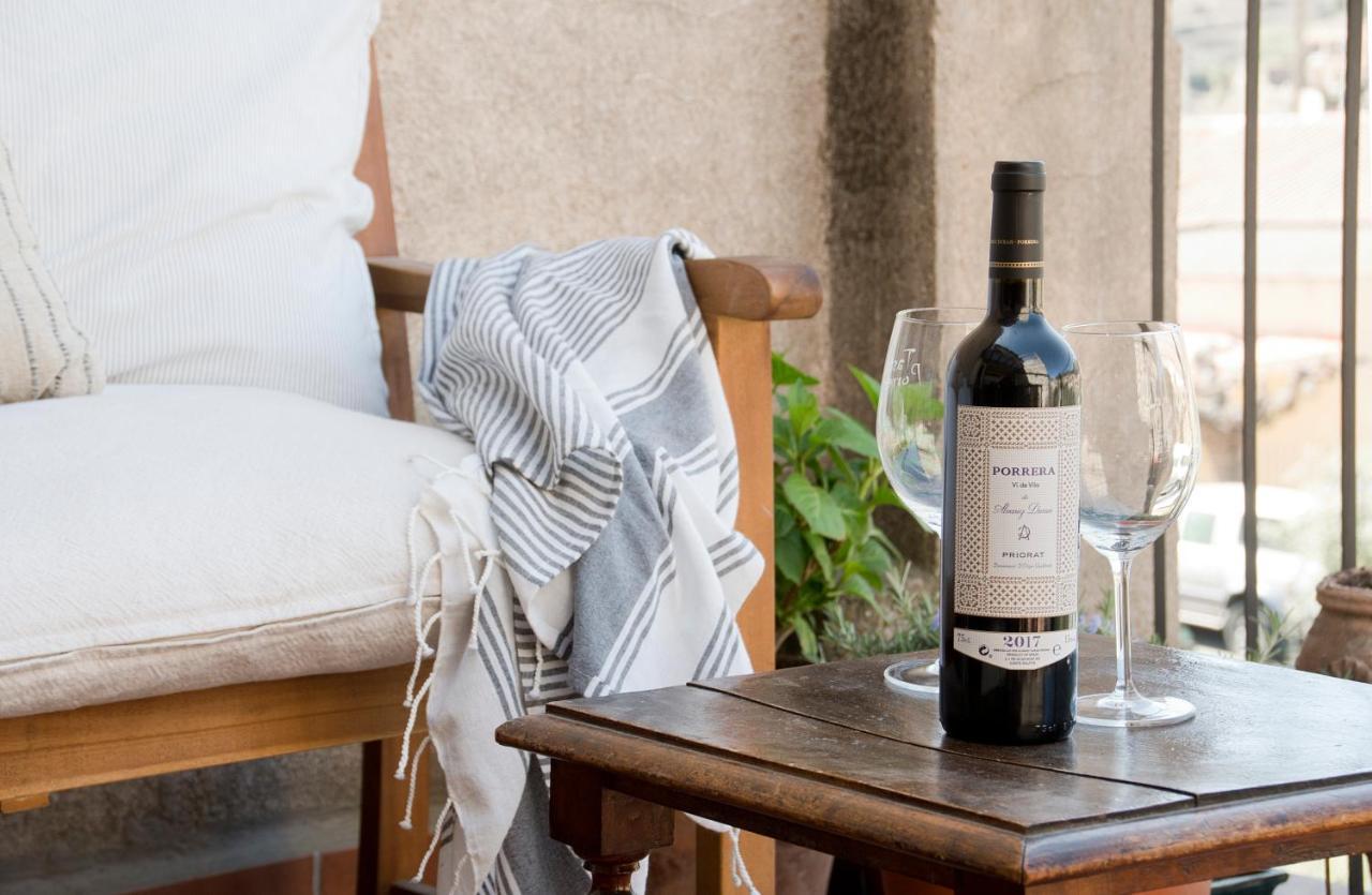 L'Hostatgeria Del Celler Apartment Porrera Bagian luar foto